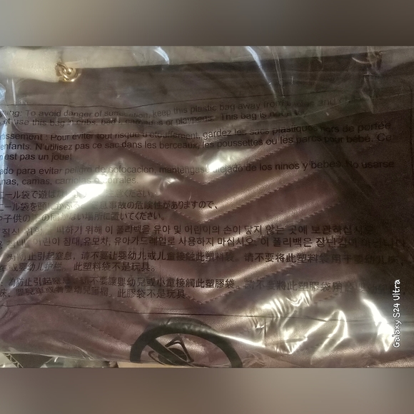 Michael Kors Whitney Medium Quilted Tote Bag NWT In Oxblood Color - Picture 4 of 6